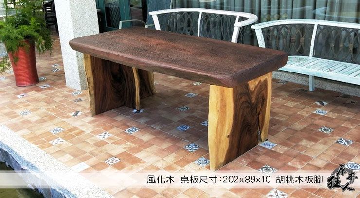 原木狂人案例分享-風化木桌